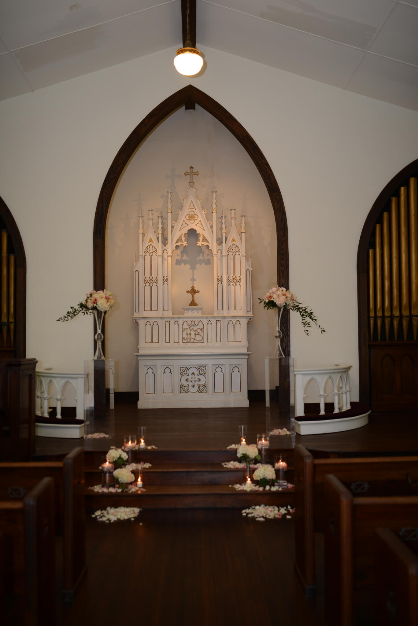 Galveston Intimate Wedding Setups – Chapel for Two