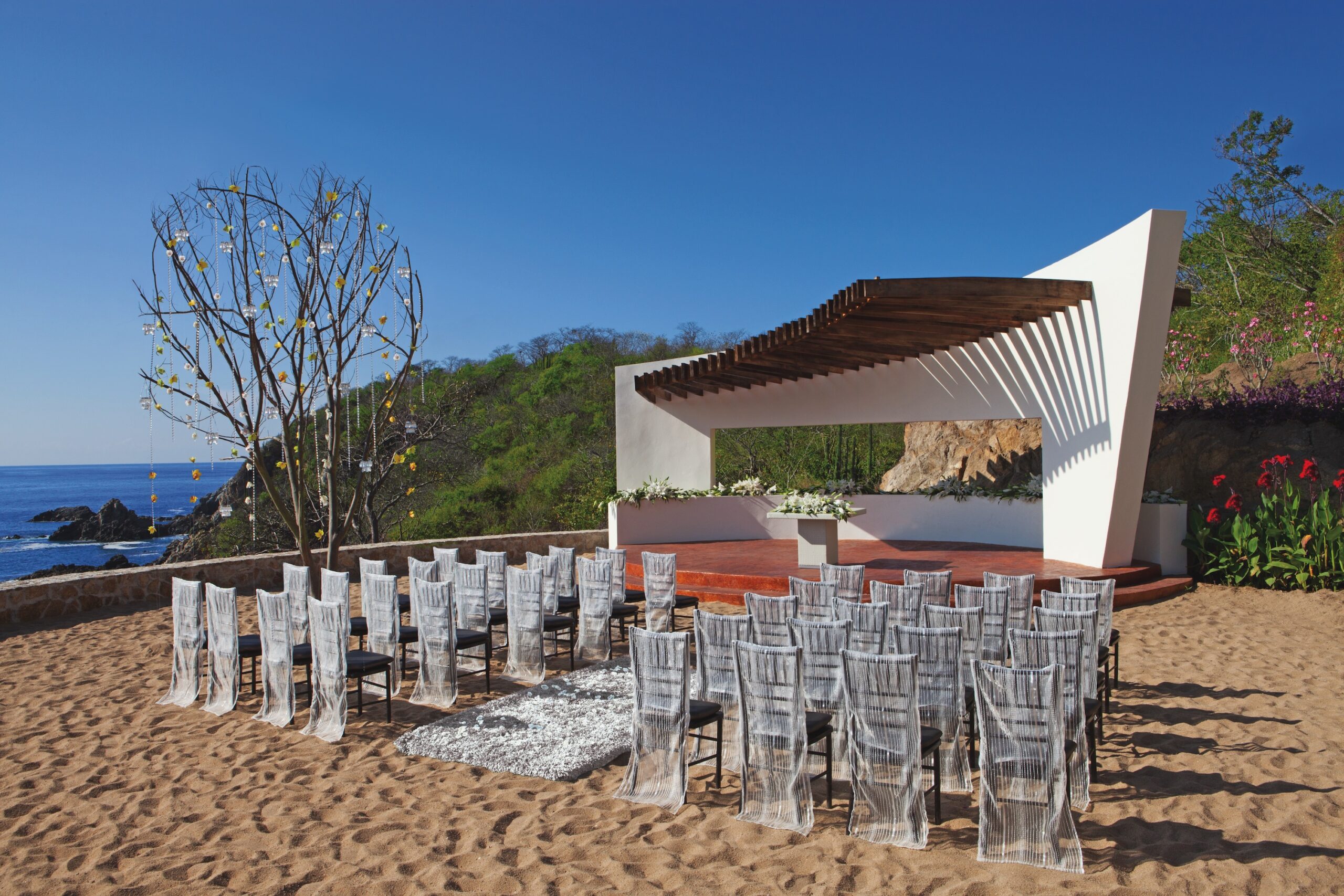 7 Affordable Destination Wedding Locations for 2026 7 Affordable Destination Wedding Locations for 2026